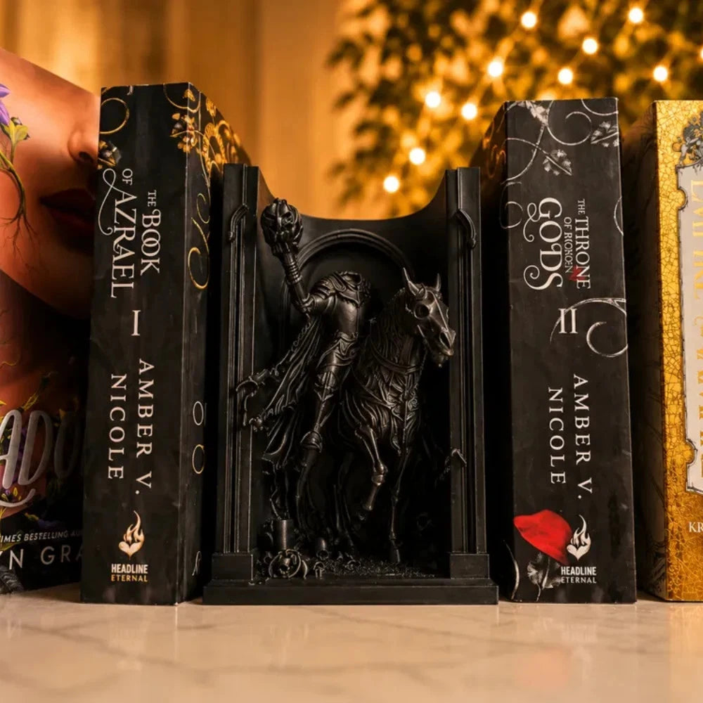 Headless Horseman Book Nook - Perfect Gift for Book Readers - Home Decor