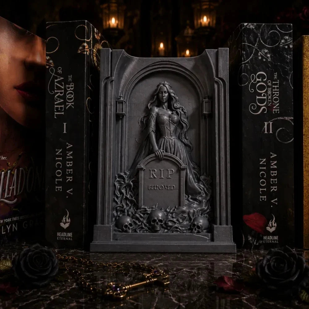 RIP Grave Princess Book nook - Perfect Gift for Book Readers - Home Decor