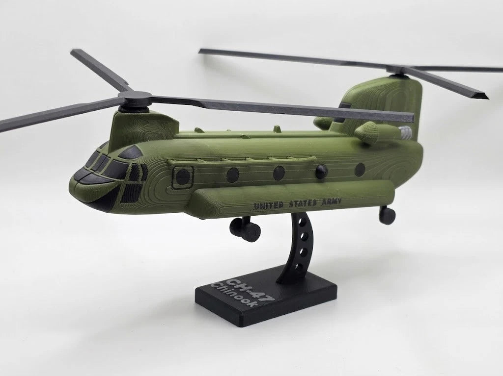 Boeing CH-47 Chinook - Model Helicopter with Stand - Ready Built
