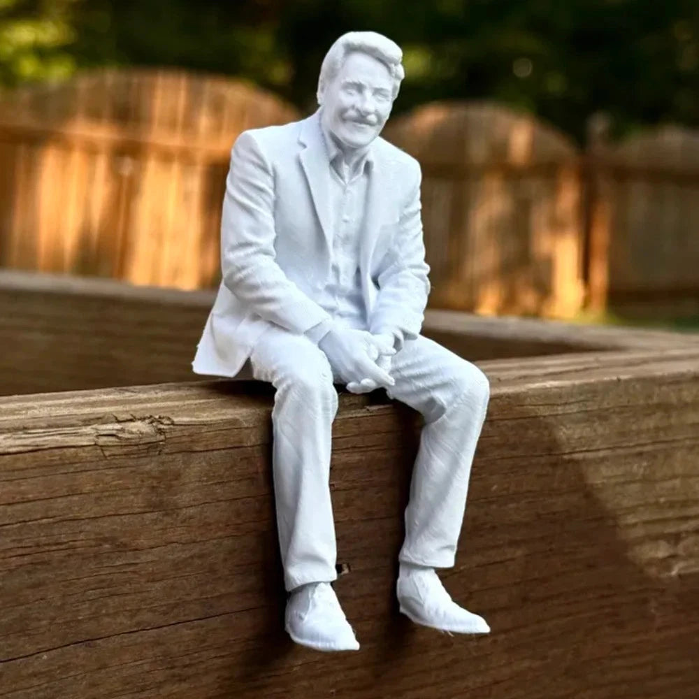 Peter Cullen Edge Sitter Figurine  - Home Decoration - Perfect Gift
